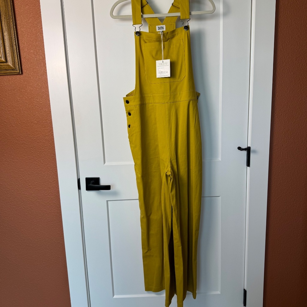 NWT -Yellow- Bridge & Burn Wide Leg Cropped Overalls - Picture 2 of 13